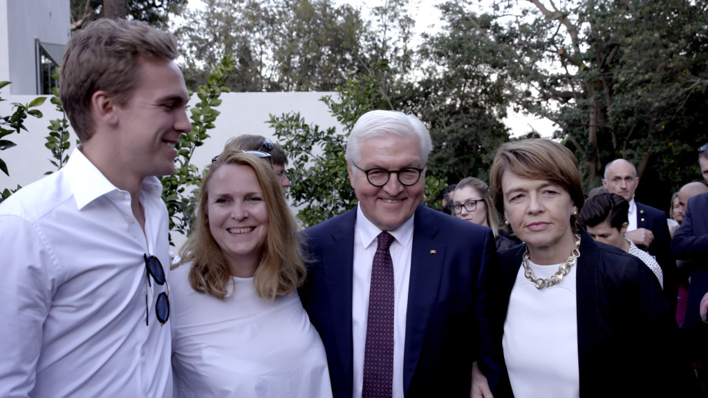 v.li. Jasper Hannan, Ursula Seeba-Hannan, Bundespräsident Dr. Frank Steinmeier, Elke Büdenbender